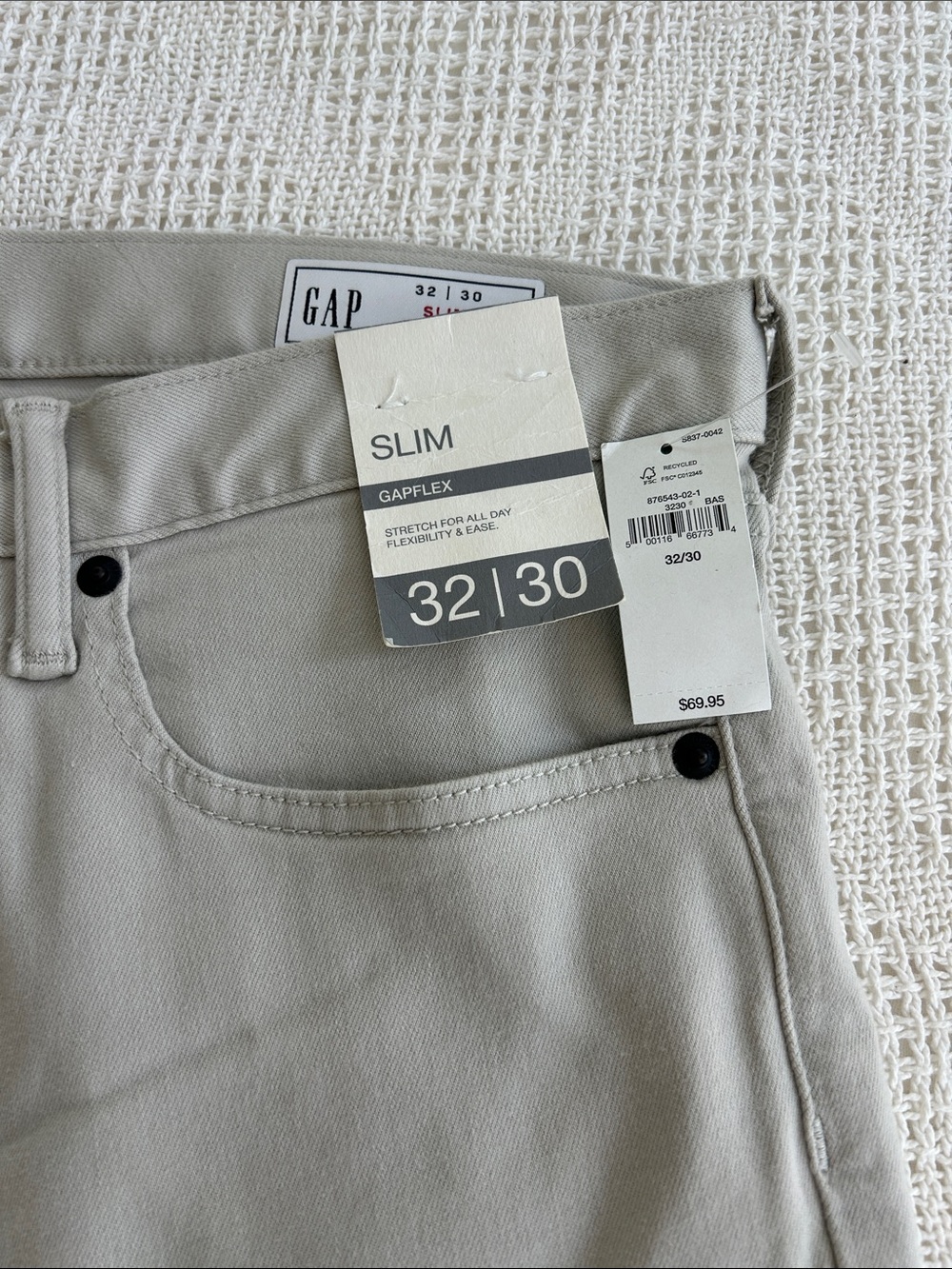 GAP Slim Gapflex Men’s light Chinos in “Fresh Praline” color 32 / 30